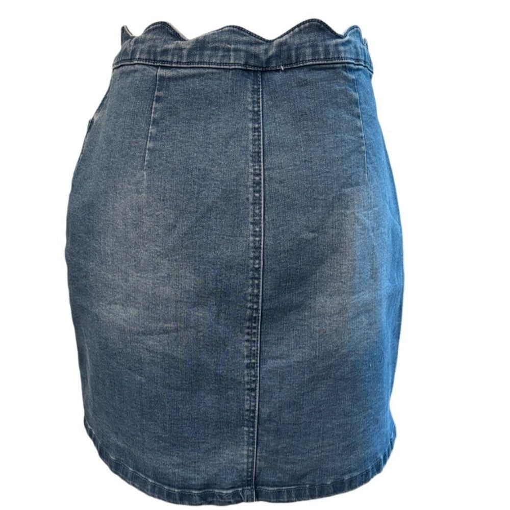 Blue Pepper Scallop Waist Denim Mini Skirt M Button Front Pockets Y2K Stretch - Picture 3 of 3